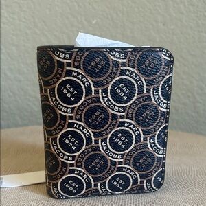 Marc Jacobs Black and Brown Circle Logo Wallet
